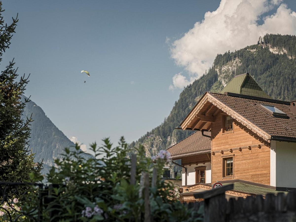Hotel Garni Larcherhof マイヤーホーフェン エクステリア 写真